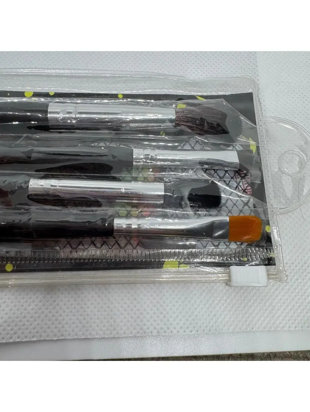 CRAYON CASE INK PENS EYESHADOW BRUSH SET